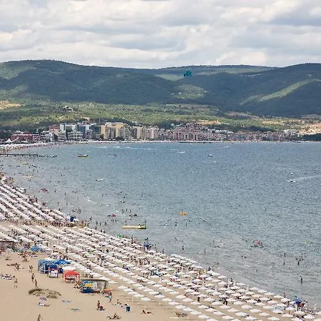 Bourgas Отель